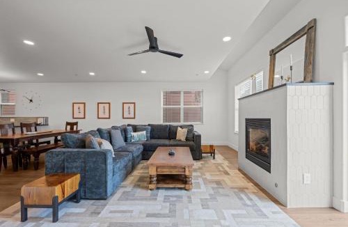 Frisco House | 539 Granite St