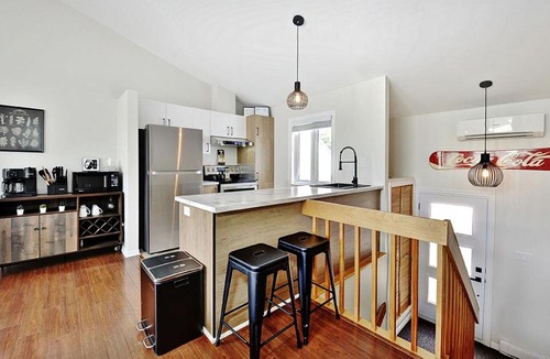 Stoneham Apartment | 54 chemin de la Perdrix