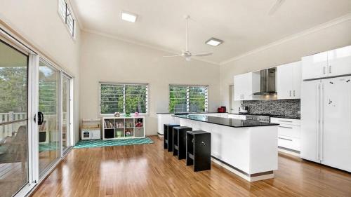 Wooli House | 54 Kendall