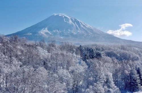 Hirafu House | 55m from the station | Private rental | Projector /Abuta District Hokkaidō