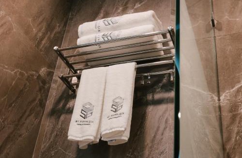 Bang Na Hotel | 56 Hotel