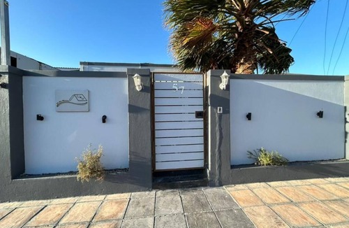 Parow House | 57onWYNNE