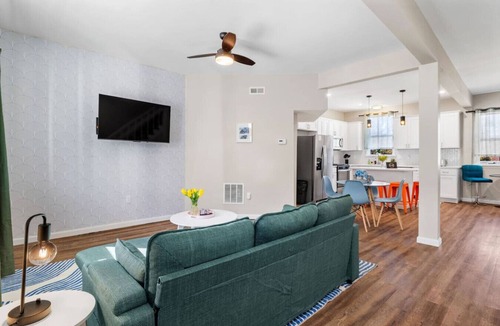 Mount Washington House | 5BDRM Escape in Mt. Washington