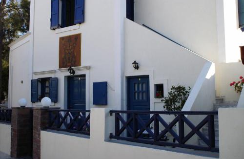 Perissa Villa | 5bedroom villa in perissa beach