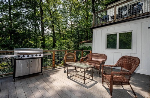 Gnaw Bone House | 5BR 4BA house on shared lake