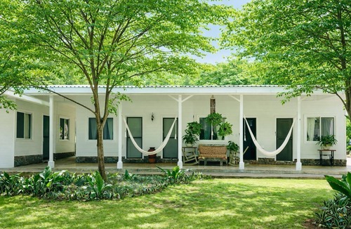 Coco Sunset Hills House | 5BR Beachfront Home- Daily cleaning + Cook option