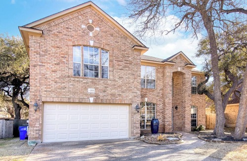 North Buttercup Creek House | 5BR Cedar Park | Near HEB Center + Private Yard