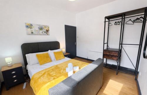 Belfast City Centre House | 5BR Charming House