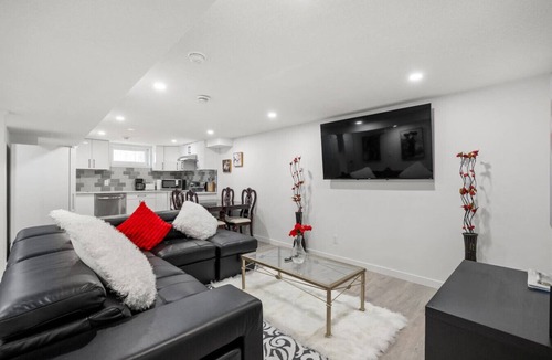 Southeast Calgary House | 5BR Home, 2 Kitchen, 2 Living, 2 Laundries Huge Yard Front & Back
