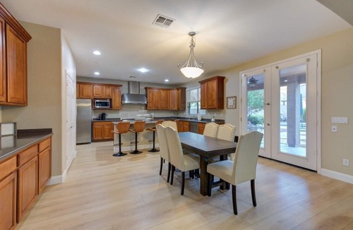 Saguaro Canyon HOA House | 5BR Lux Paradise with Pool Spa Backyard Bliss