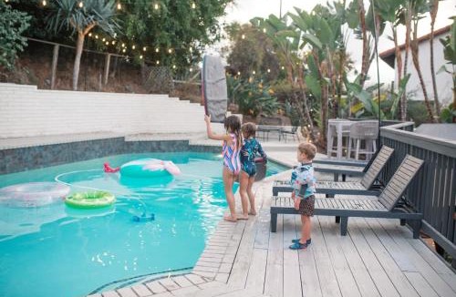 Mount Helix House | 5BR Oasis with Pool, Arcade, Sauna