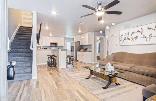 Central Oklahoma City House | 5BR sleeping 12 with a hot tub and 5 baths — built for groups. #COL