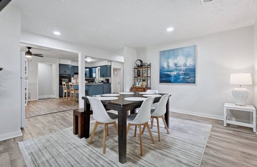 Central Oklahoma City House | 5BR | Sleeps 10 | Full Kitchen, Fenced Yard, In Unit Laundry #NW25