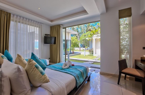 Laem Set Villa | 5BR Tropical Beachfront Villa | Laem Set