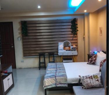Valenzuela Apartment | 5MR Rooftop Staycation