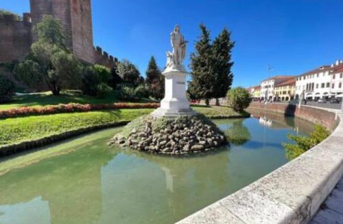 Castelfranco Veneto Apartment | 5star Apartment in the center with Garage