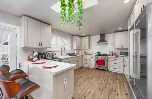 Greenacres House | 5StarCustomModernKingBedsCleanSpaciousMemorable