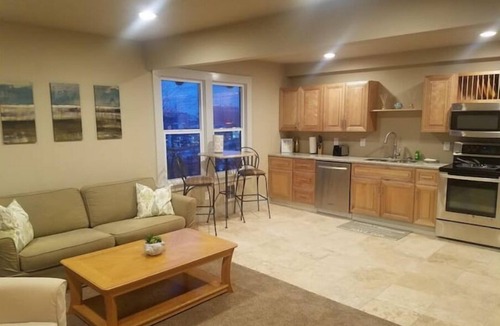 Cliff - Cannon Apartment | 5th Avenue Suites #5