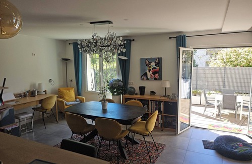 Boulouris-sur-Mer Apartment | 6-bed apartment, 60m² terrace, 2-minute walk to shops and beach (+/- 150m)