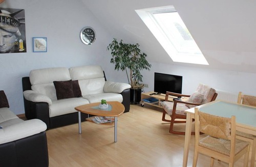Halsdorf House | 6-bed apartment attic floor right - Apartments farm Heck