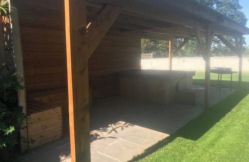 Ludchurch Cottage | 6 bedroom accommodation in Ludchurch, near Amroth