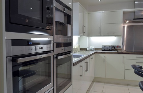 Amroth Cottage | 6 bedroom accommodation in Stepaside, near Saundersfoot