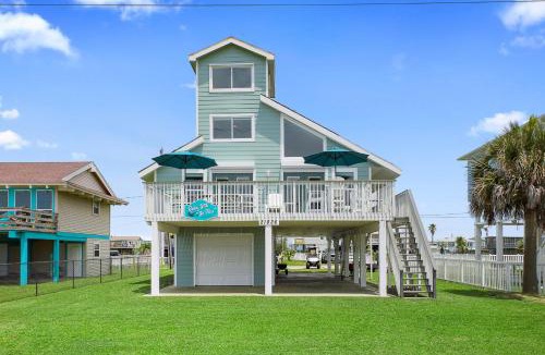 Galveston House | 6 Bedroom plus Crows Nest with Beach View