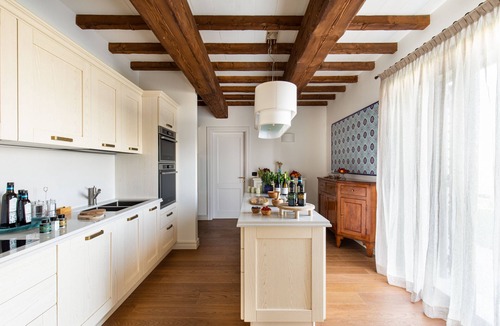 Castel San Pietro Terme Villa | 6 Bedroom Villa in Emilia-Romagna