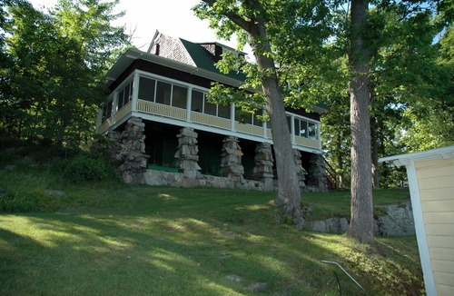 Wellesley Island House | 6 BR Waterfront Thousand Islands Cottage with Boldt Castle Views