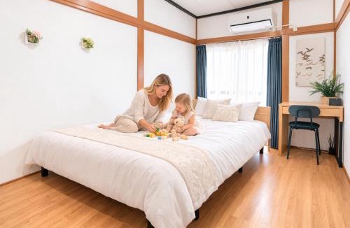 Ichikawa Apartment | 6 minutes walk from Ichikawa Station Single-family house with 3 bedrooms and 1 living room Rich living facilities around