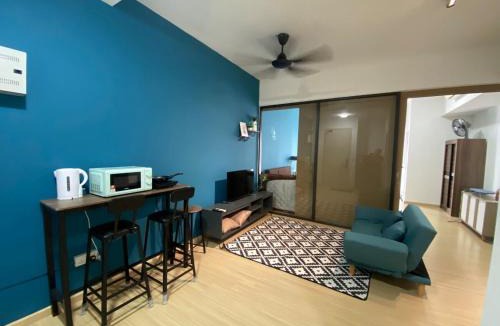 Sungai Buloh Apartment | 6 Nicely Design Studio direct Access to MRT