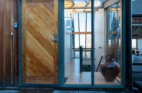 Hanmer Springs House | 6 Oregon Heights