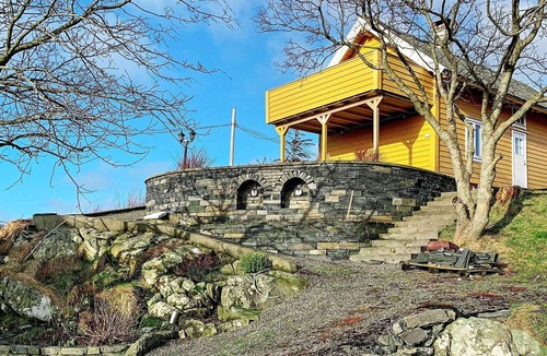 Austrheim House | 6 person holiday home in austrheim