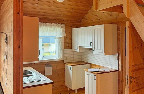 Gulen Municipality House | 6 person holiday home in Brekke