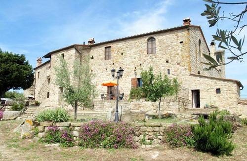Roccastrada Villa | 60 m² Villa ∙ 2 bedrooms ∙ 4 guests