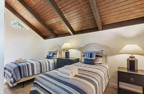 Night Heron Villa | 61 Night Heron - Sea Pines Villa, Sleeps 8