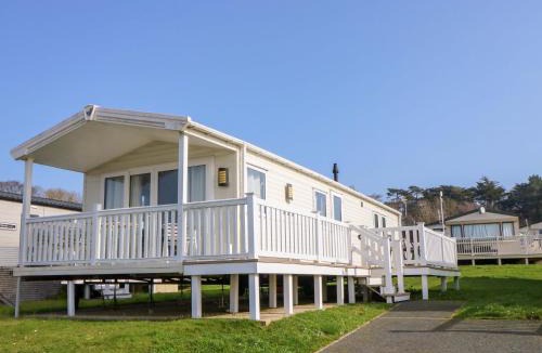 Bembridge House | 63 Crosswinds