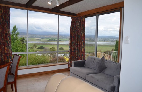 Riverside House | 633WT - Riverview House