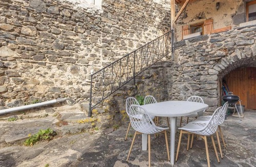 Mareugheol House | 63g63561 - Mareugheol