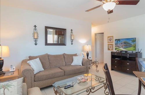 Marco Island Condo | 65 m² Condo ∙ 2 bedrooms ∙ 4 guests