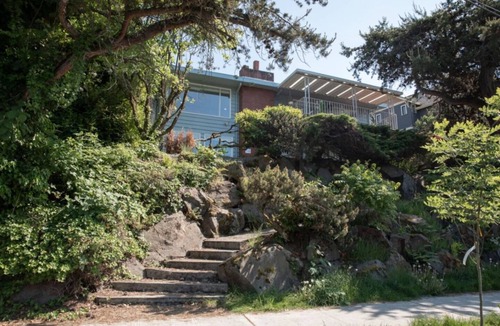 Green Lake House | 6615 Lower · 3b2b Lower Unit w/Gorgeous Green Lake View