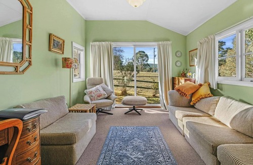 Bendemeer Cottage | 687, Watsons Ck Rd Bendemeer.