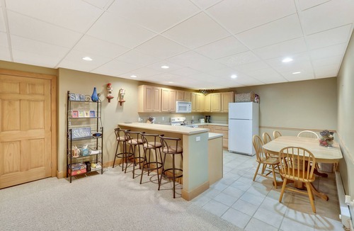 Boyne Falls Condo | 689 Disciples Village Condo | Fireplace | Sleeps 8 | Easy Access to Chairlift