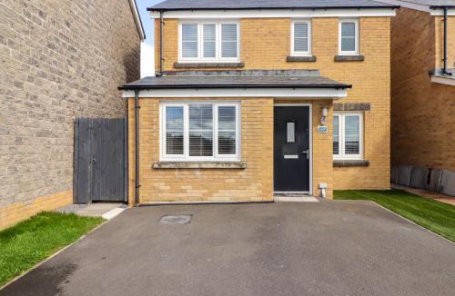 Crynant House | 69 Ffordd Y Meillion