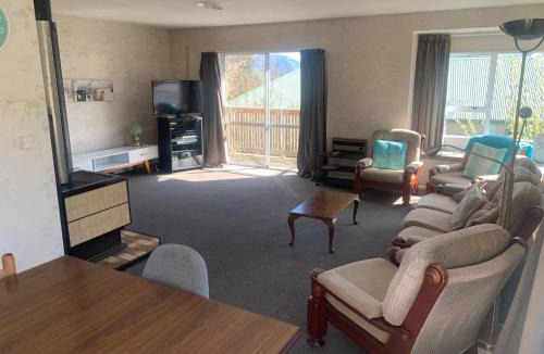 Hanmer Springs House | 6a Bath Street