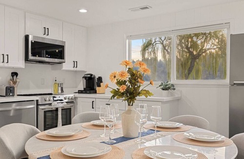 Bremerton House | 6B4B Oceanfront with Mt. Rainier Views @Bremerton