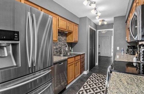 Shawnee House | 6BR 4Bath|Perfect for Groups|Quiet & Cozy