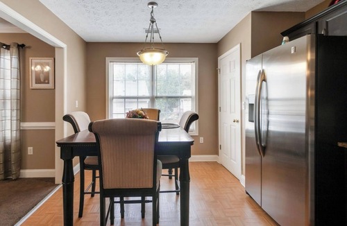 Locust Grove House | 6BR Home Spacious Yard + Grill Peaceful Suburb