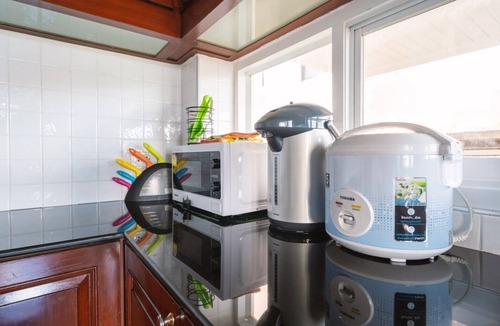 Talat Yai Villa | 6BR Private Heated Indoor Pool Villa in Central Phuket with Airport Pickup
