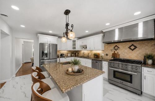 Monroe Villa | 6BR withHeated Pool, Fire Pit & Gazebo, Sleeps 22